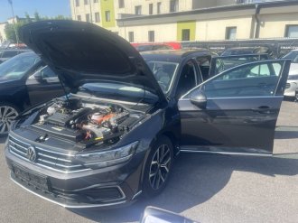 VW Passat